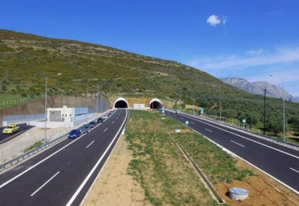 Κυκλοφοριακές ρυθμίσεις σε Ιόνια και Αμβρακία οδό για την διέλευση τμημάτων ανεμογεννητριών