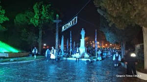 Νυχτερινό ευλαβικό προσκύνημα  στον Κήπο των Ηρώων στην Ι. Π. Μεσολογγίου