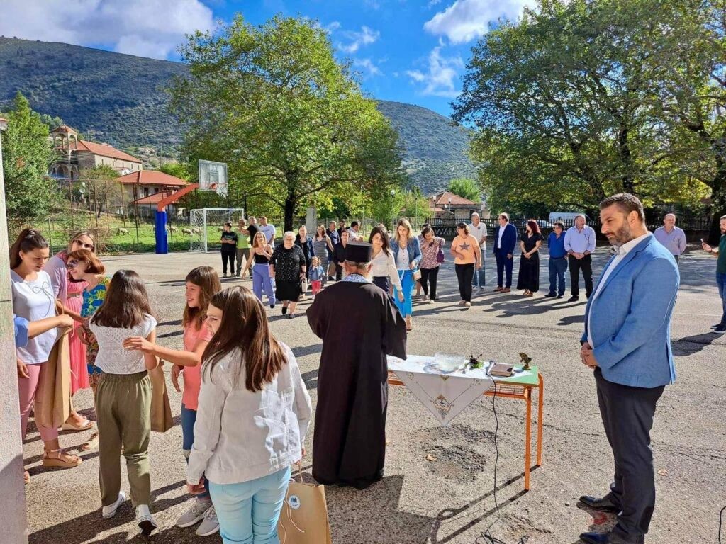 Στον αγιασμό στο Περδικάκι Αμφιλοχίας ο Αντιπεριφερειάρχης Θανάσης Μαυρομμάτης