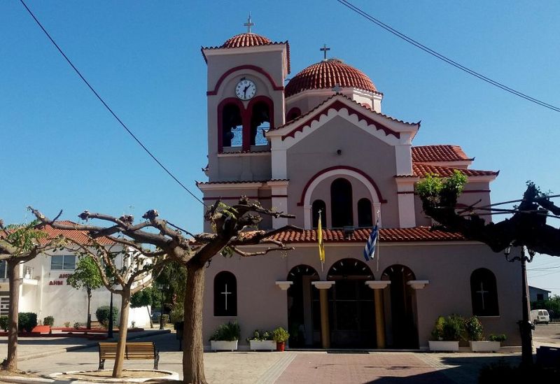 Άλλαξε η εξωτερική όψη του Ι.Ν. Αγίου Νικολάου Καλυβίων