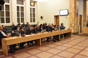 Δημοτικό Συμβούλιο: “Πέρασε” αν και καταψηφίστηκε το Τεχνικό Πρόγραμμα του δήμου Αγρινίου