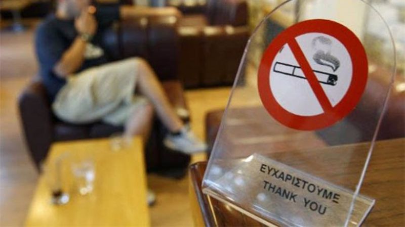 Αντικαπνιστικός νόμος: Άμεση εφαρμογή με εντολή Μητσοτάκη