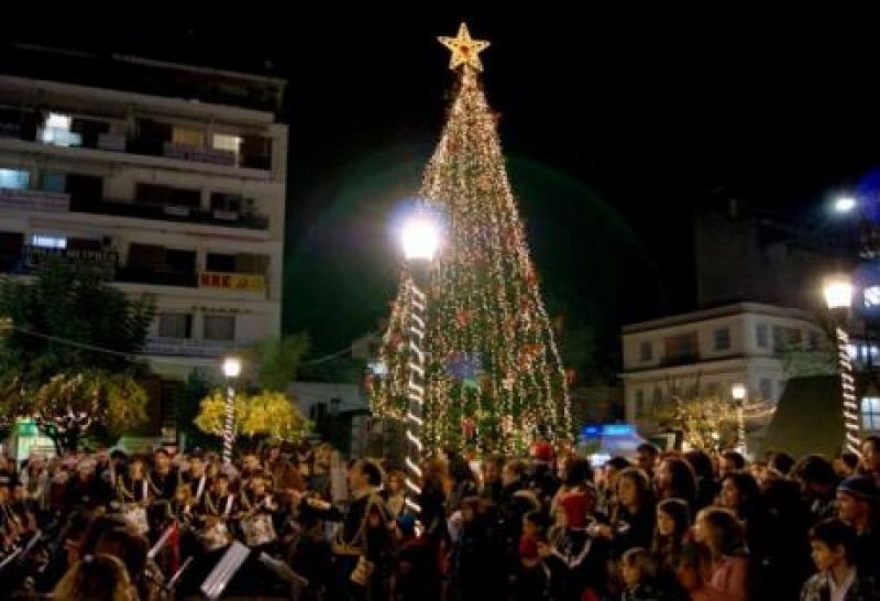 Τι ετοιμάζει ο δήμος Αγρινίου για τα Χριστούγεννα