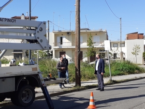 Αγρίνιο: Συνεργεία του Δήμου πραγματοποιούν εργασίες καθαρισμού στην Ε.Ο. μεταξύ κόμβου εισόδου και φανάρια ΔΑΚ