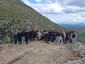 Βήματα στο Παρελθόν, Βλέμμα στο Μέλλον: Εκπαιδευτικό Ταξίδι Αγωγής Σταδιοδρομίας του ΓΕ.Λ. Θέρμου