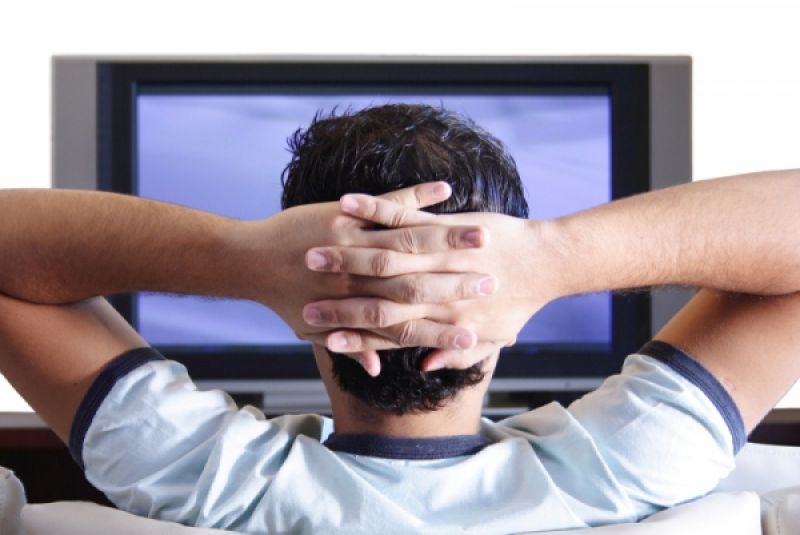 Ποιά προβλήματα δημιουργούνται όταν βλέπετε πολλή ώρα τηλεόραση