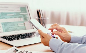 Χρέη στην εφορία: Αντιμέτωποι με κατασχέσεις πάνω από 2 εκατομμύρια οφειλέτες