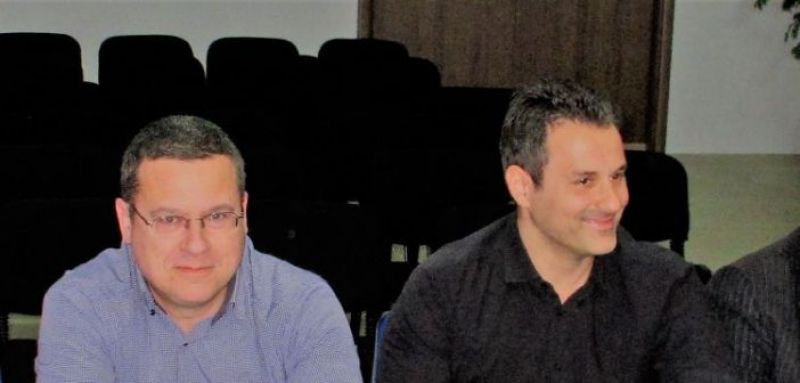 Συνεδρίαση του δημοτικού συμβουλίου Μεσολογγίου για τη φιλοξενία των προσφύγων ζητούν οι δημ. σύμβουλοι Κ. Γιαννόπουλος και Σπ. Διαμαντόπουλος