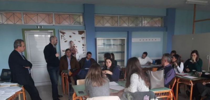 Ενδοσχολική επιμορφωτική ημερίδα στο 2ο Δημοτικό σχολείο Νεοχωρίου (φωτο)
