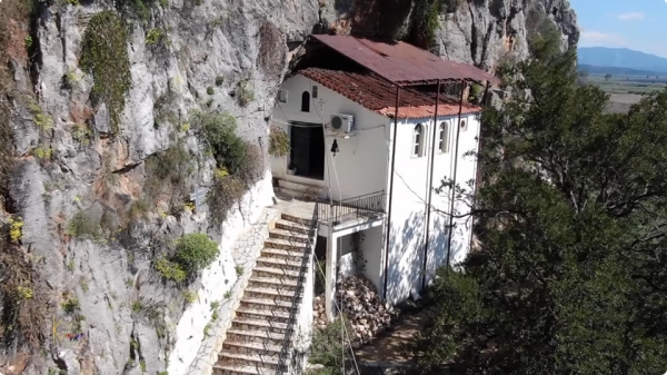 Η Παναγιά του Bάλτου, βίντεο με το σπήλαιο και εναέρια πλάνα του μαγευτικού τοπίου