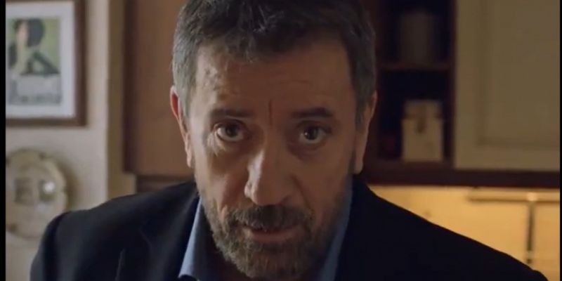 «Μένουμε σπίτι»: Το σποτ του υπ. Υγείας με τον Σπύρο Παπαδόπουλο ανήρτησε ο Μητσοτάκης