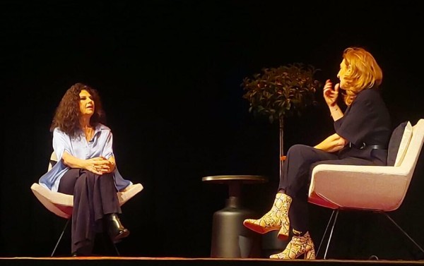 ΔΗ.ΠΕ.ΘΕ. Αγρινίου – Ελευθερία Αρβανιτάκη: «Η δική μου έξοδος ήταν όταν ανέβηκα στην σκηνή»